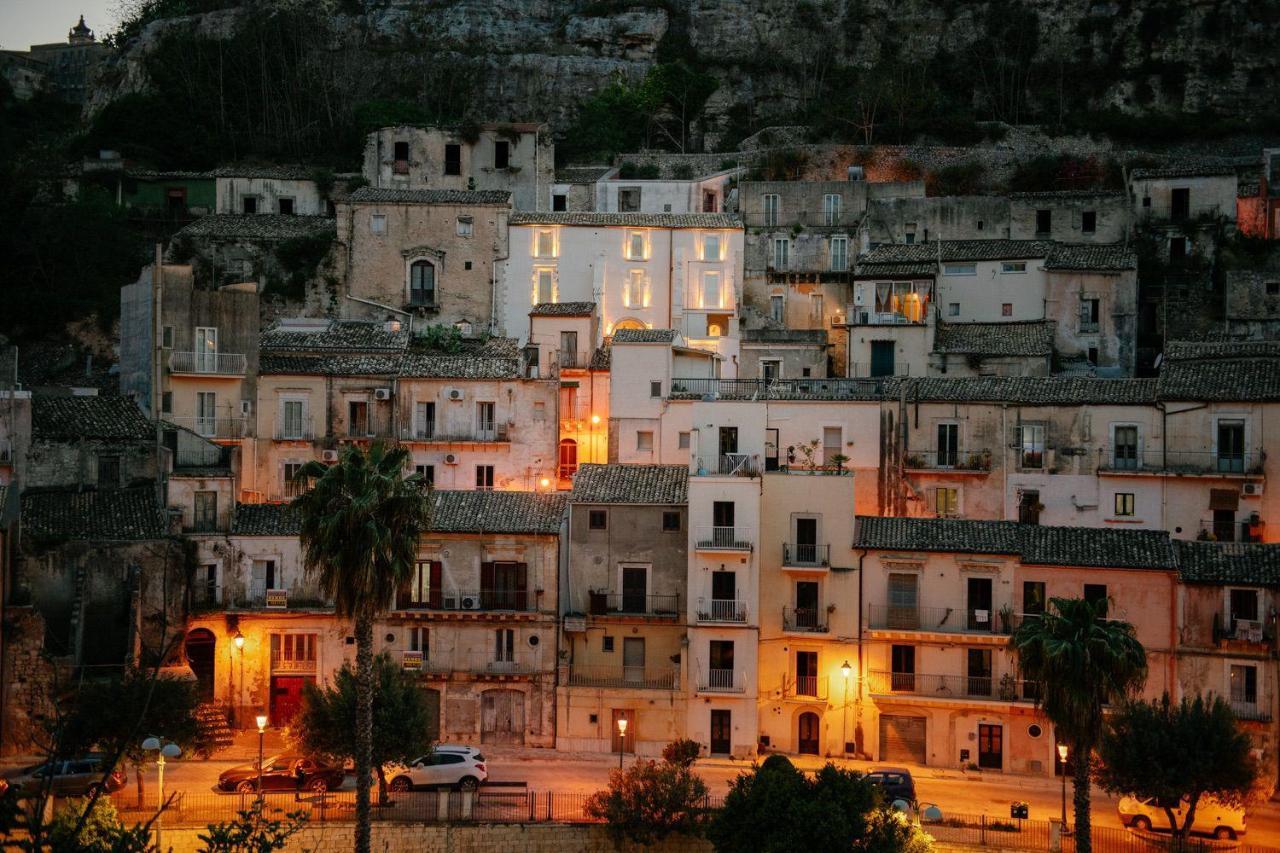 Ibla Rooms Ragusa Exterior foto